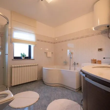 Apartman Silvia *